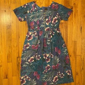 Erika Hawaiian Flower Dress
